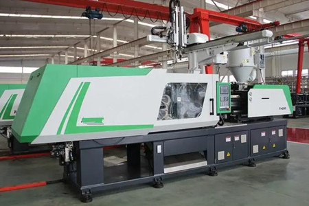 果筐注塑机大概卖多少钱一台?几万到几十万不等!