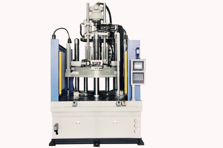 厂家浅谈卧式注塑机和立式注塑机的差异 图1